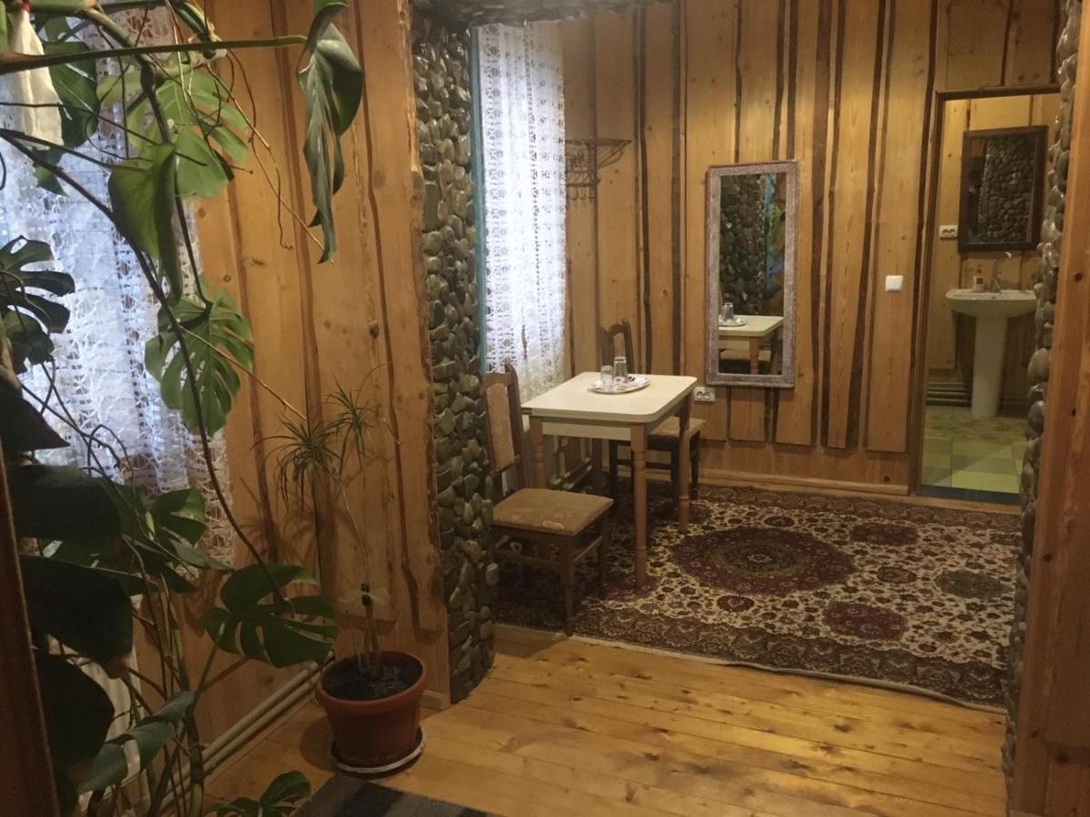 Gutsulska Oselya Yaremche