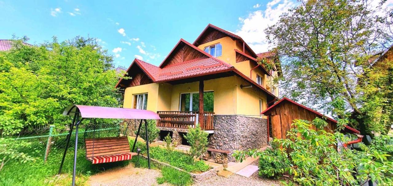 Lodge Gutsulska Oselya *